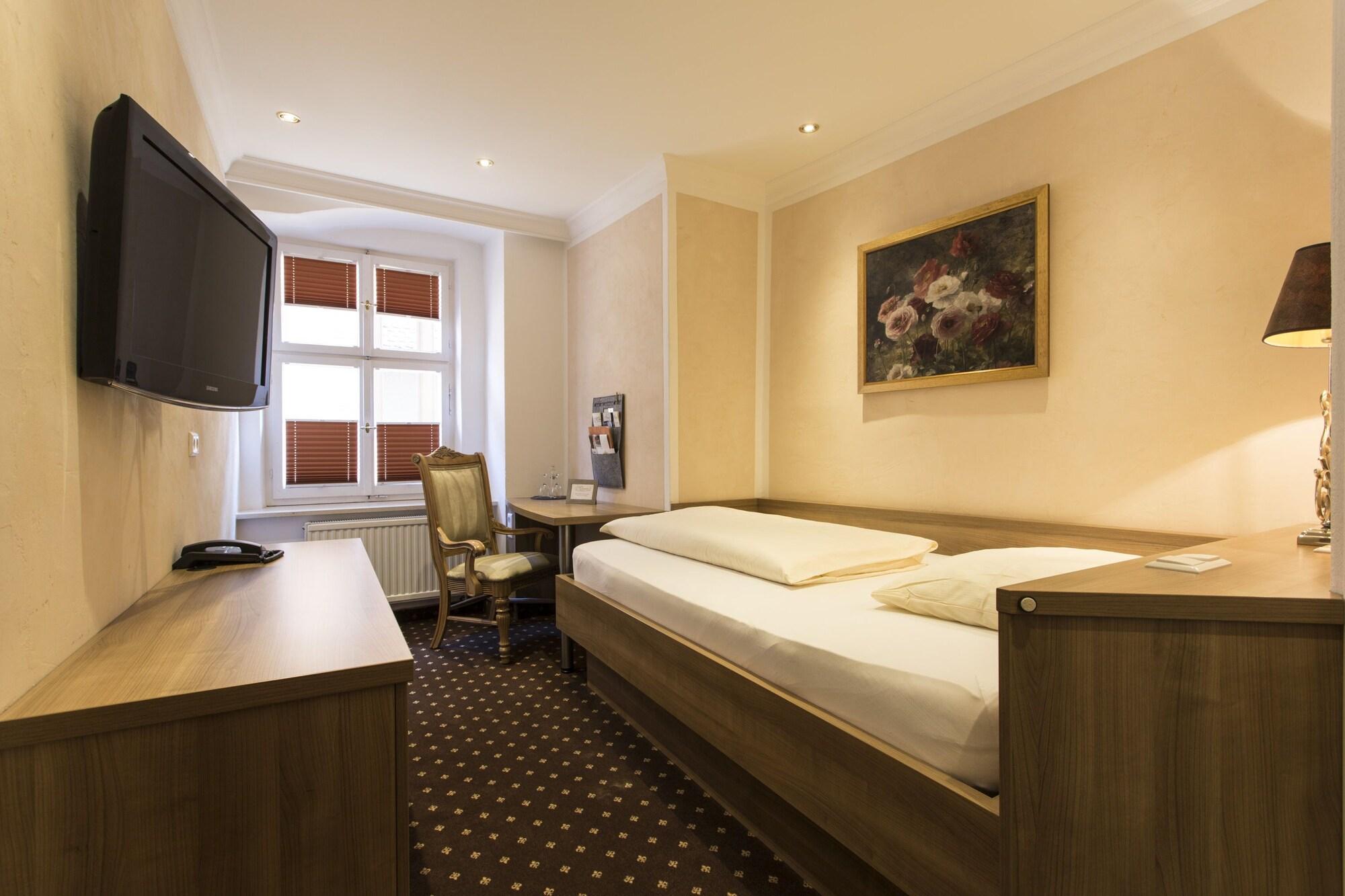 Meiser Altstadt Hotel Dinkelsbühl Buitenkant foto