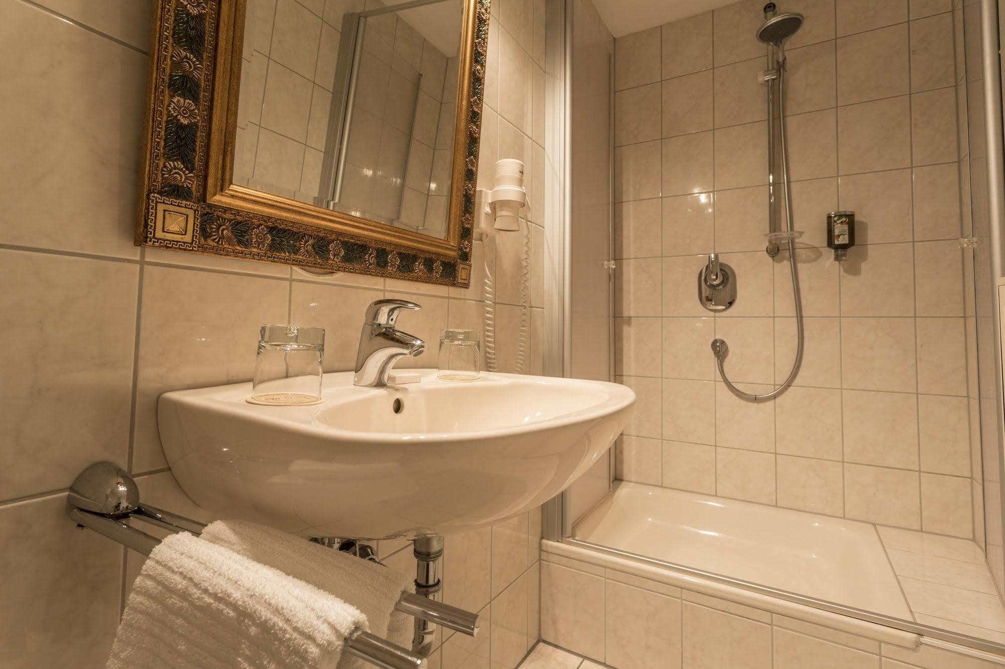 Meiser Altstadt Hotel Dinkelsbühl Buitenkant foto
